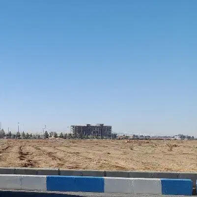 زمین تجاری ۳۰‌متری
