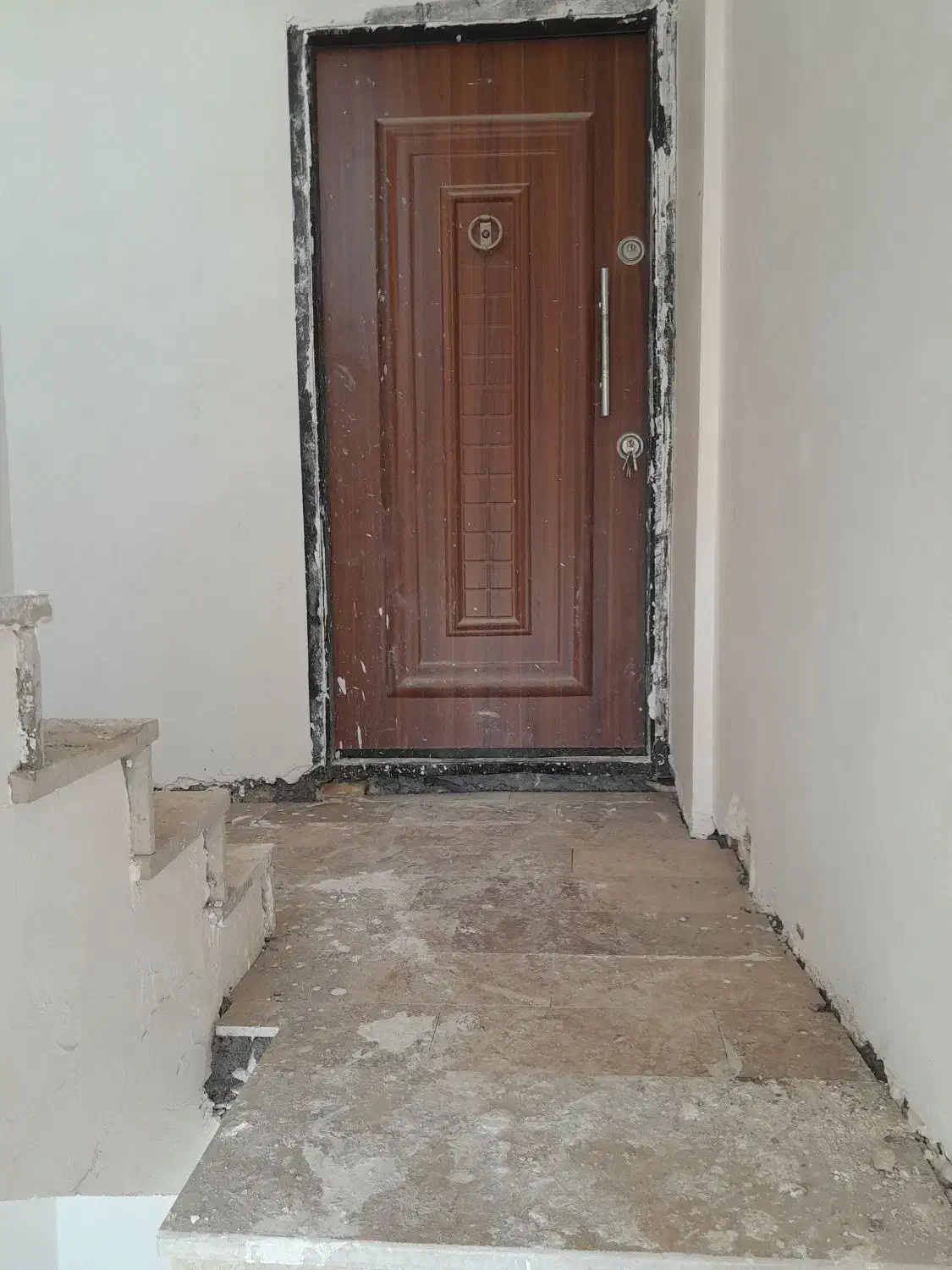یک واحدآپمارتمان ۹۰متری