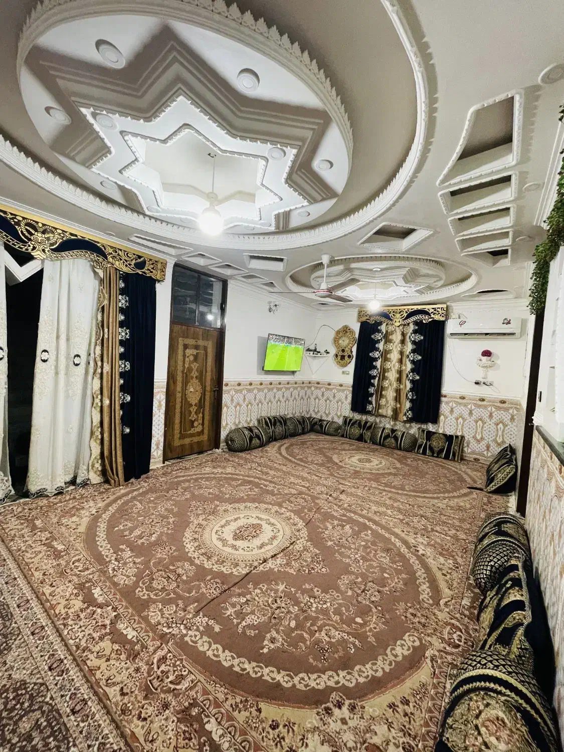 فروشی