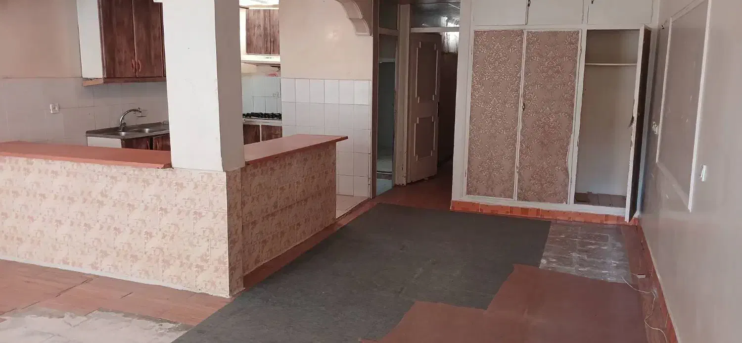 ویلایی ۹ شرقی