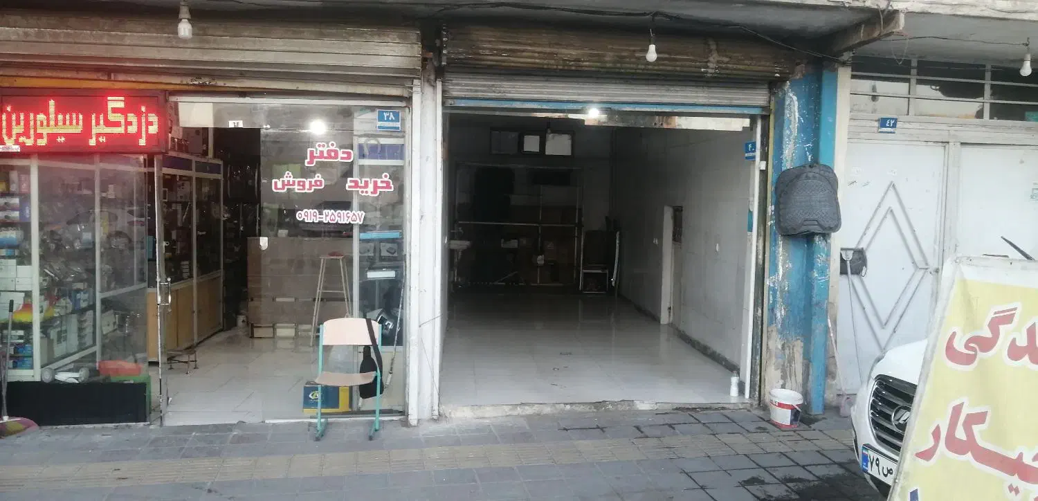 اجاره مغازه 25 کارگاه یا انباری 90متری بر اصلی