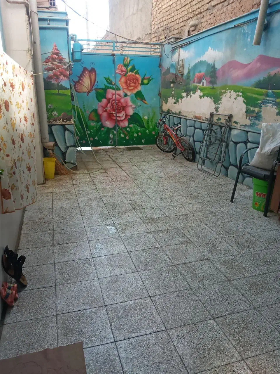 خانه ویلایی دو طبقه و نیم