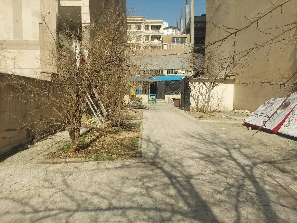 ۵۰۰ م مستقل جهت هوم کارگاه تولیدی انبار نبش اشرفی