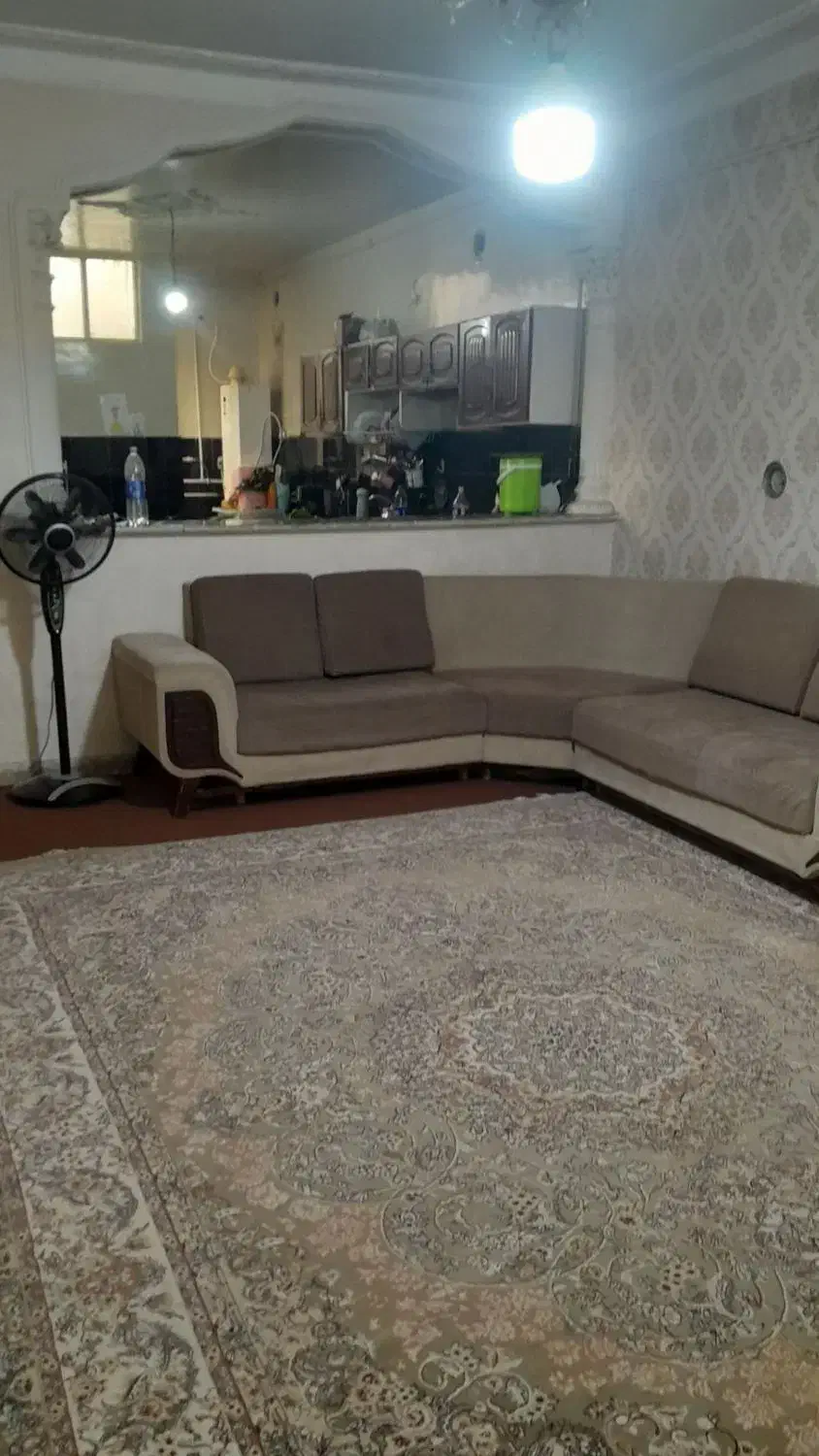 منزل طبقه دوم ۱۴۰ متری