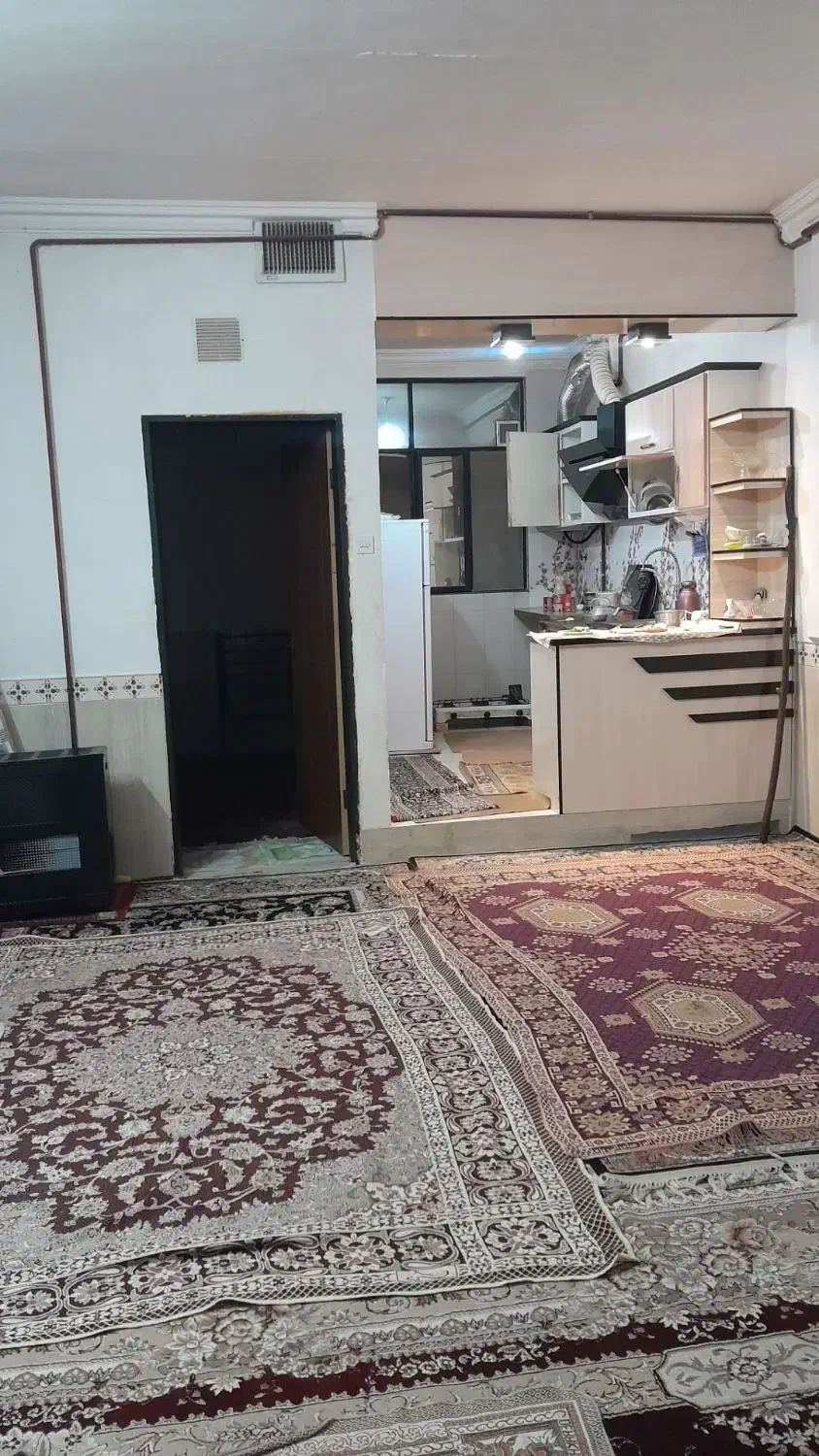 آپارتمان80مترهمکف یکخواب دایی۲۱