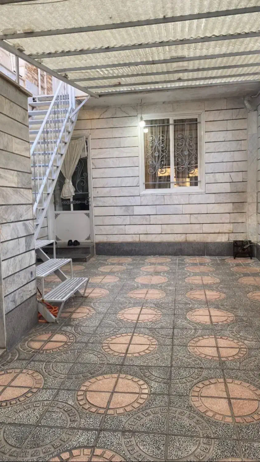 خانه دوطبقه بلواربهشتی