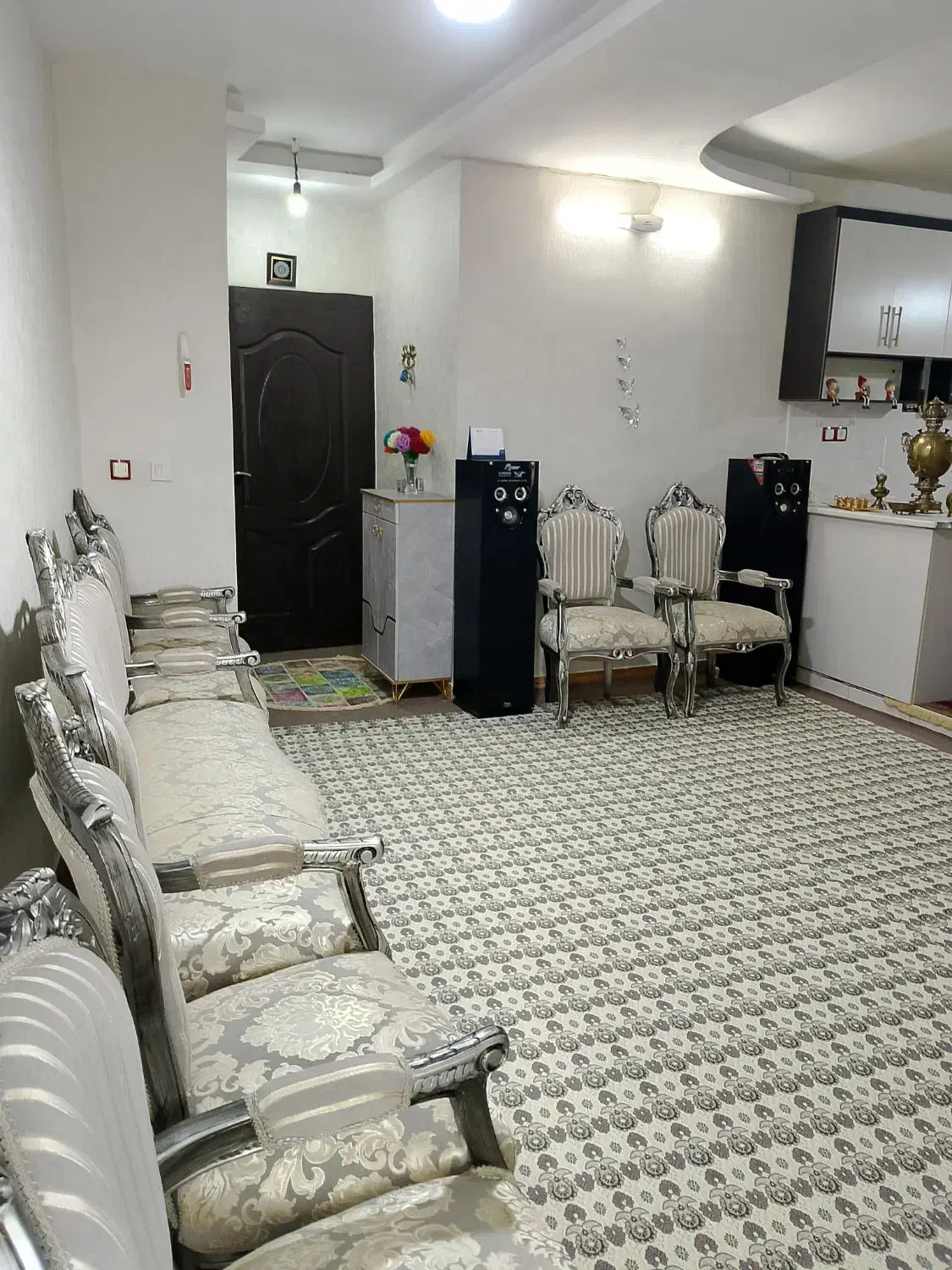 آپارتمان با پارکینگ