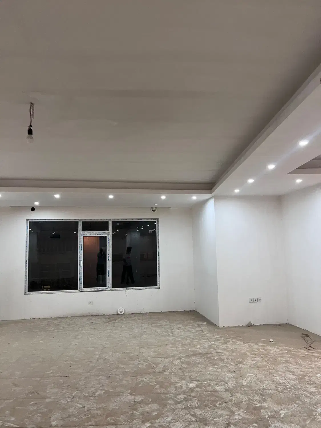 واحد ۲۲۰ متری بهترین کوچه شهرداری زیر قیمت منطقه