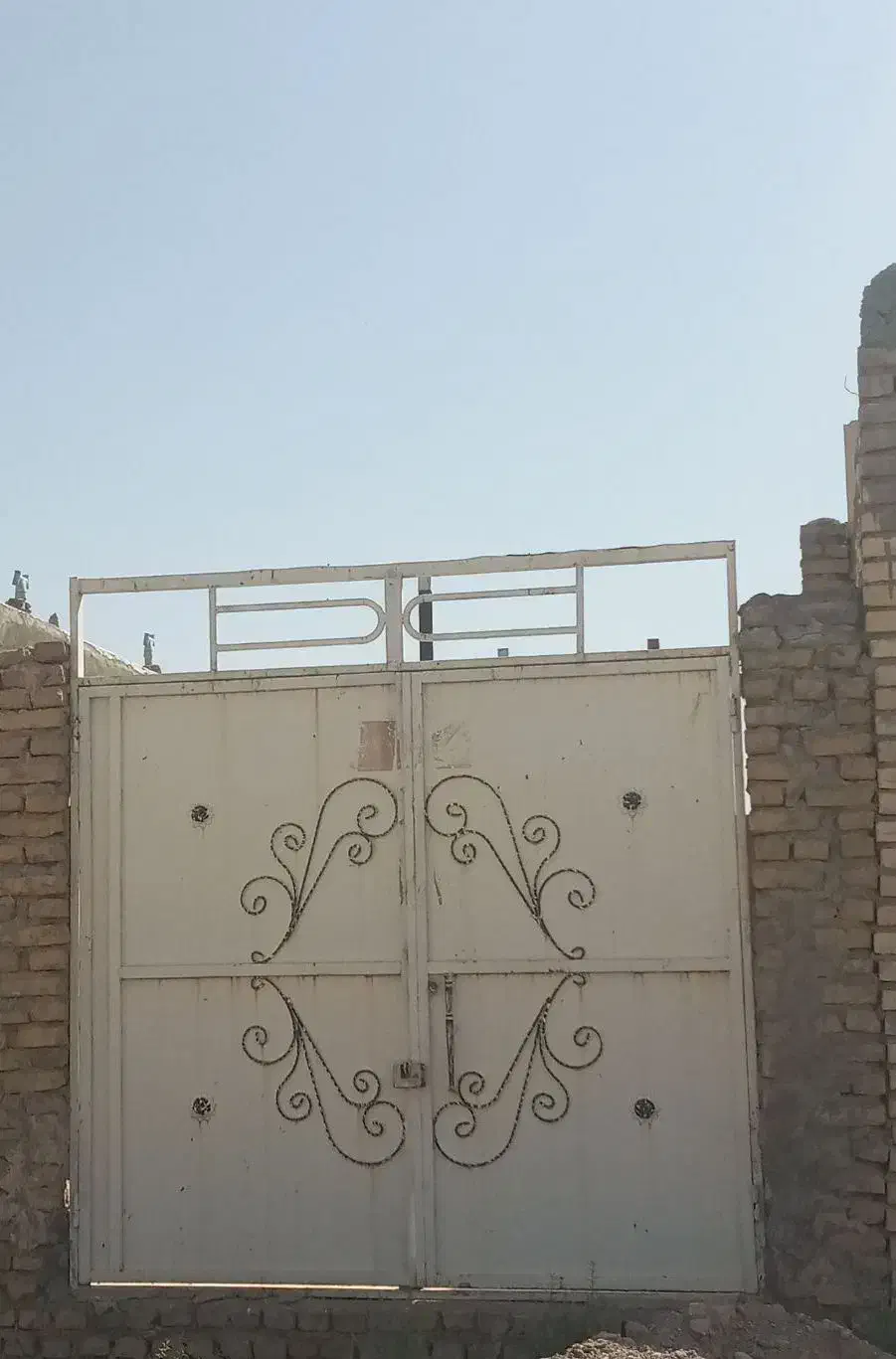 خانه نیمه ساز