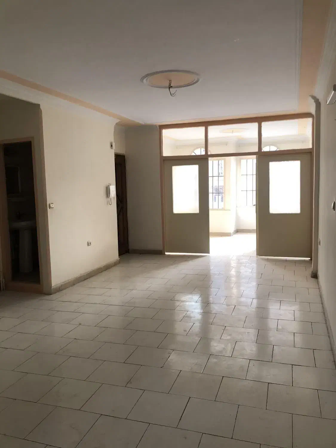آپارتمان73متر باپارکینگ و انباری