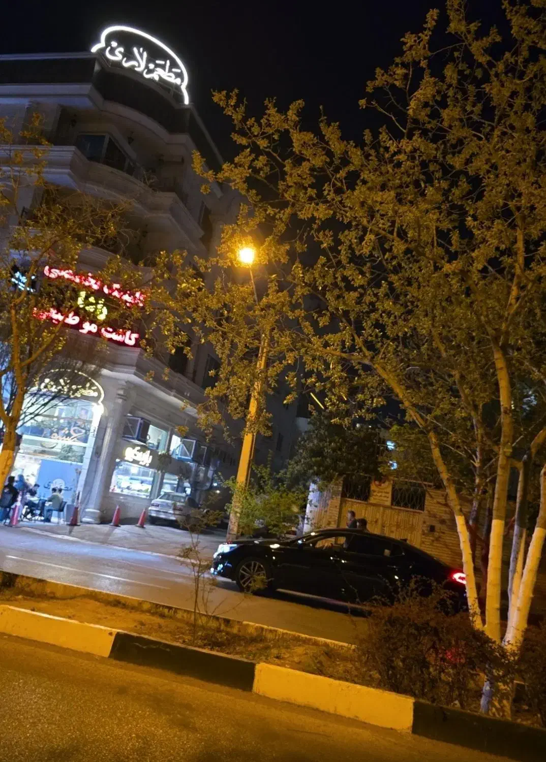 واحد اداری در محلاتی