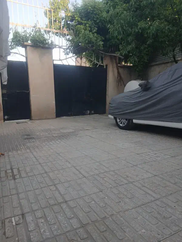 زمین کرناچی کوچه ۱۳۷