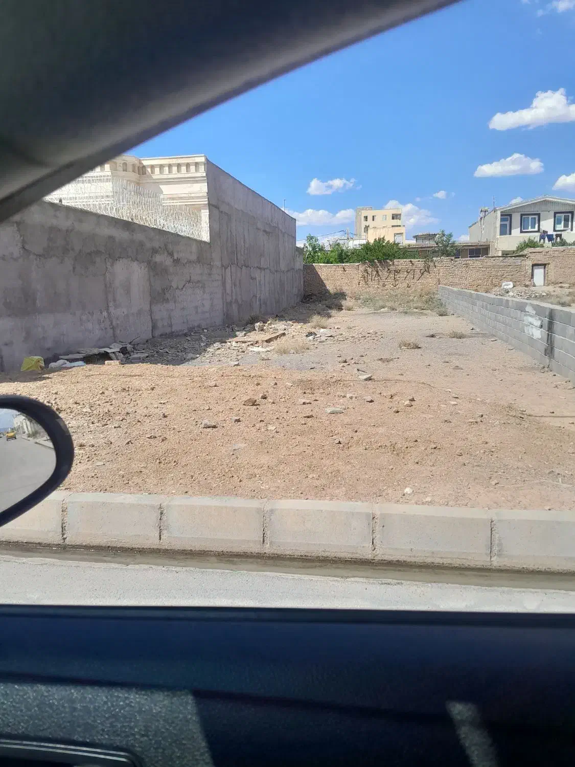 زمین مسکونی ۳۱۵ متری بابر ۹ متر