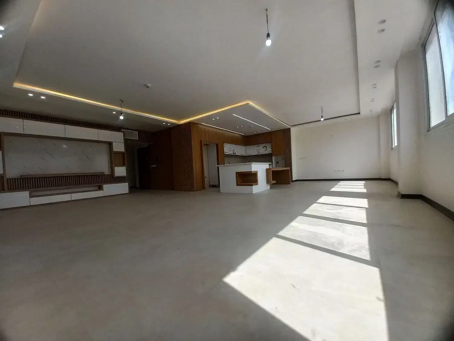 اپارتمان عطار 130 متر