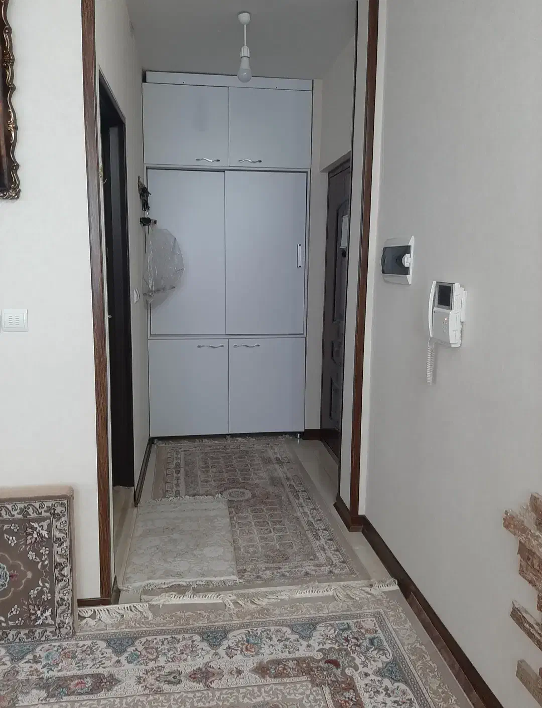 آپارتمان ۹۰ متری دو خواب فروشی