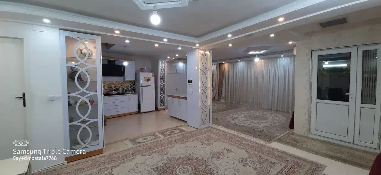 176متر ویلایی ملک دو طبقه فوری