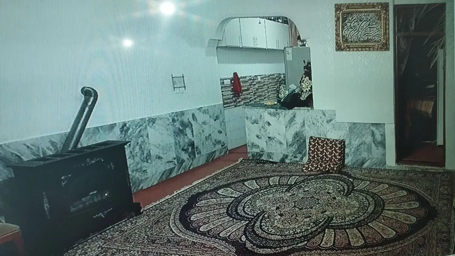 آپارتمان ۹۰متری طبقه همکف حسینی محراب