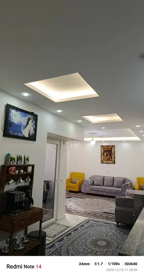 آپارتمان اف ۴