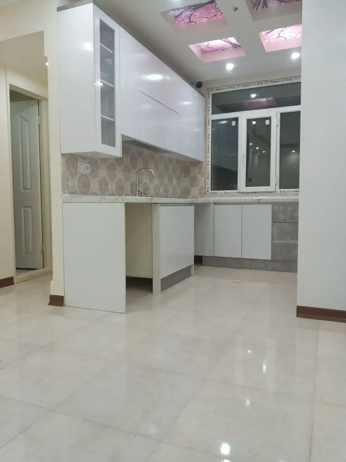 فروش آپارتمان تک واحدی ۵۰متری فول نبردشمالی