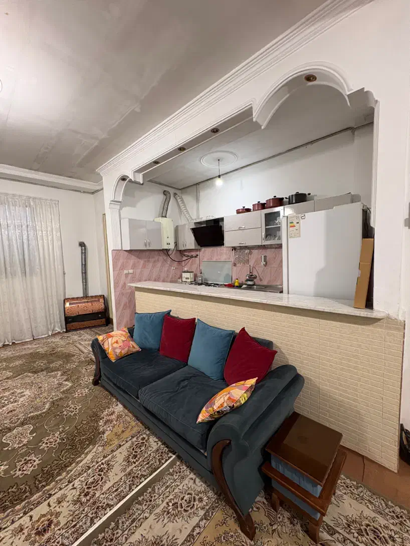 واحد ۸۴متری حیاط دار
