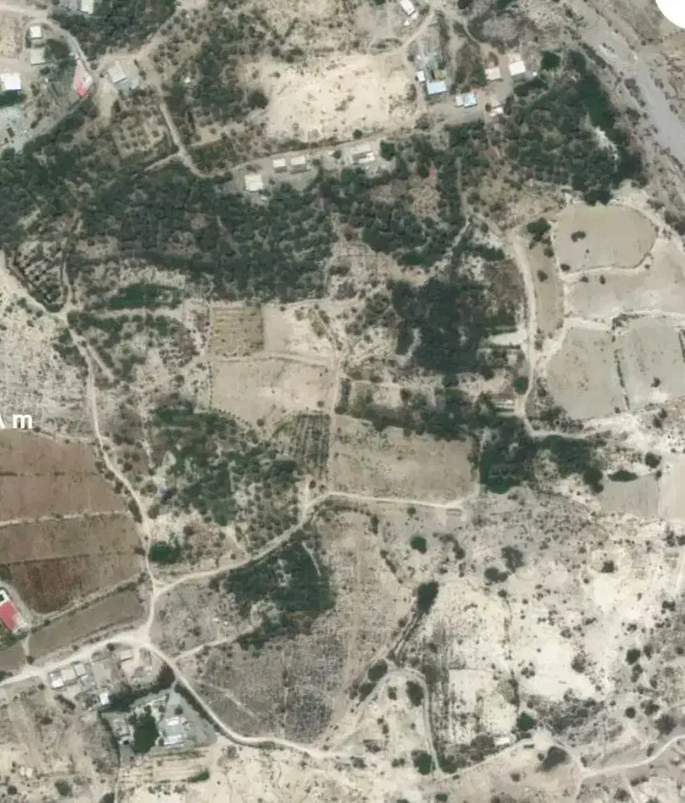 زمین سرخون