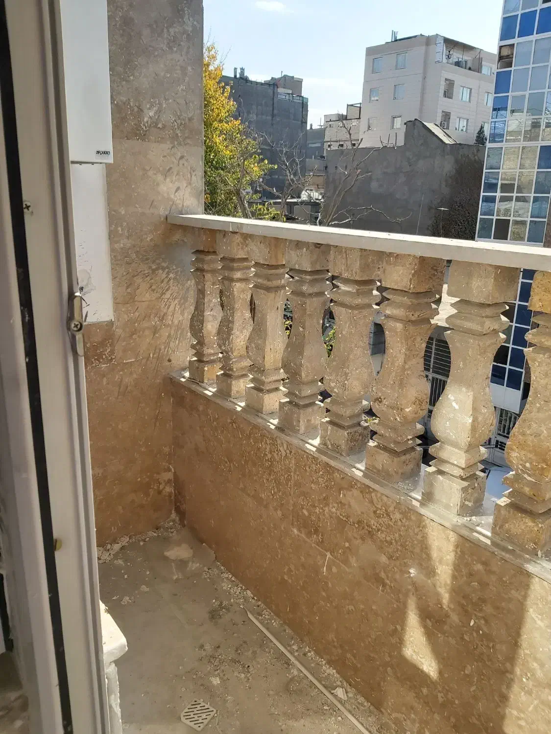 آپارتمان۱۰۰ متری تک واحدی فروش فوری
