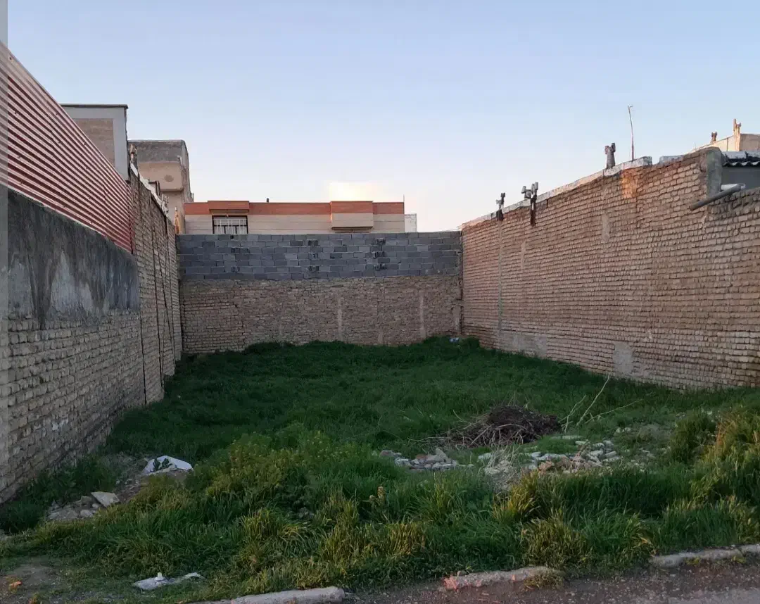 زمین مسکونی