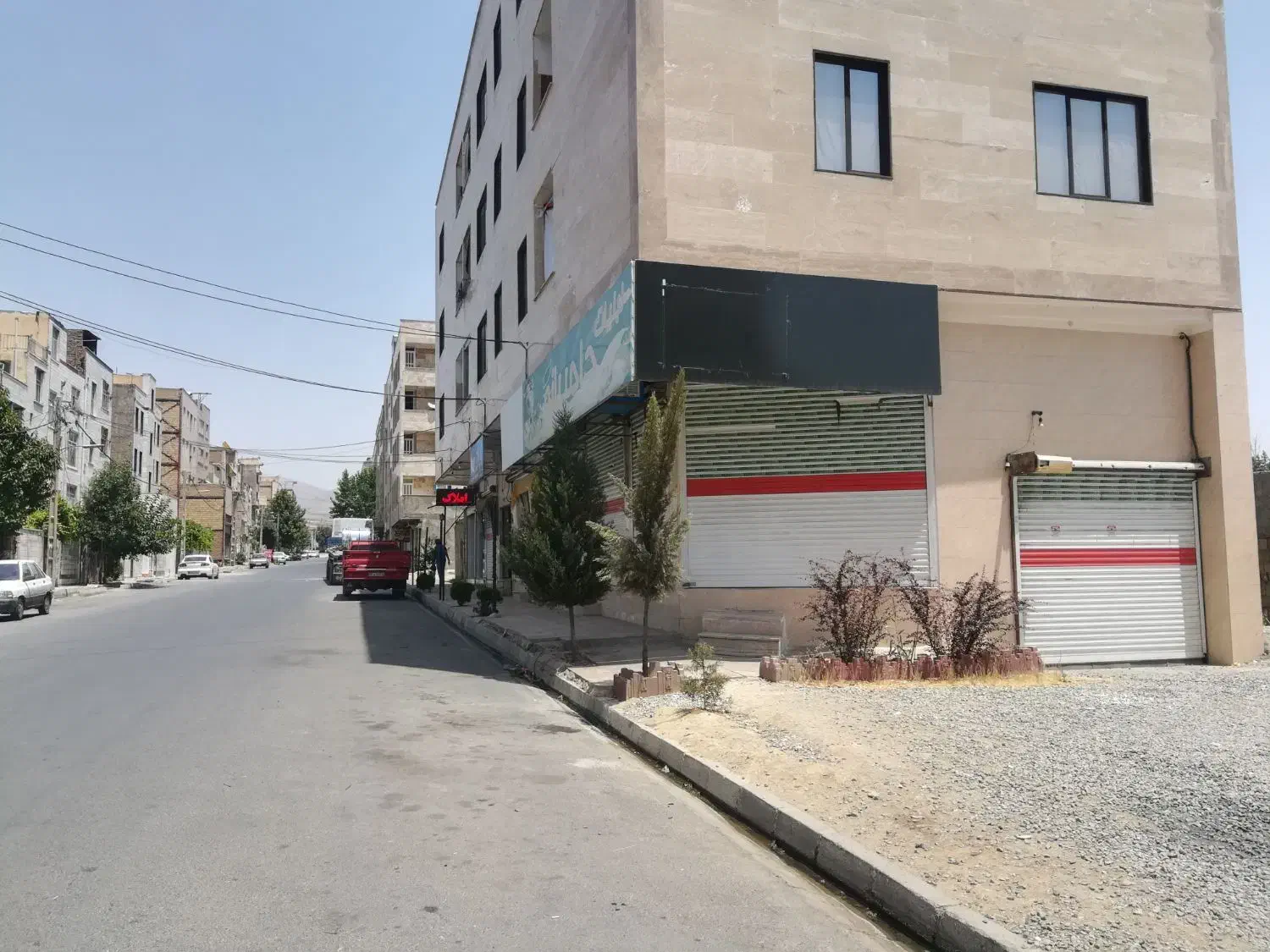 مغازه دونبش 40 متری