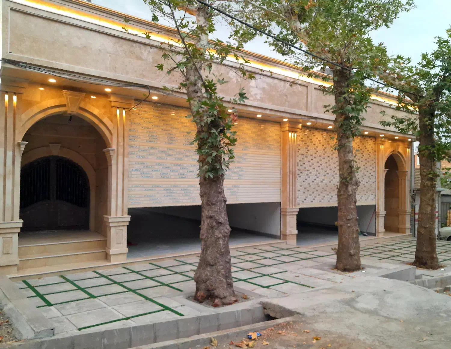 مغازه بزرگ فیرورق