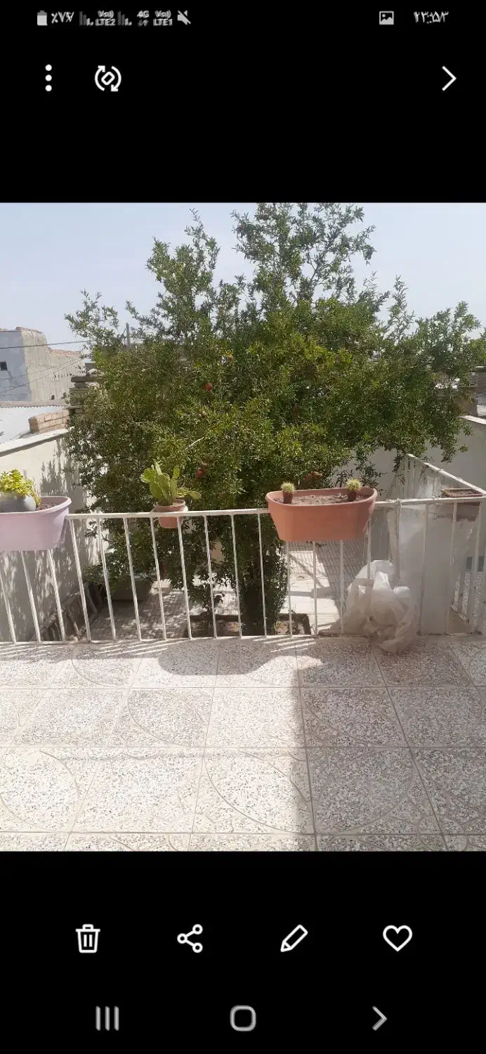 خونه باهنر