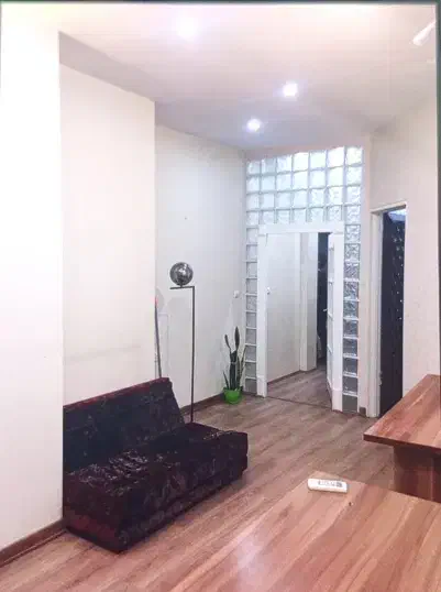 ۵۰ متر اداری بر اصلی