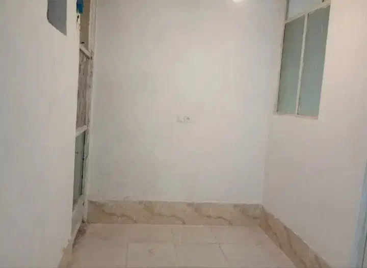 همخانه خانم اتباع