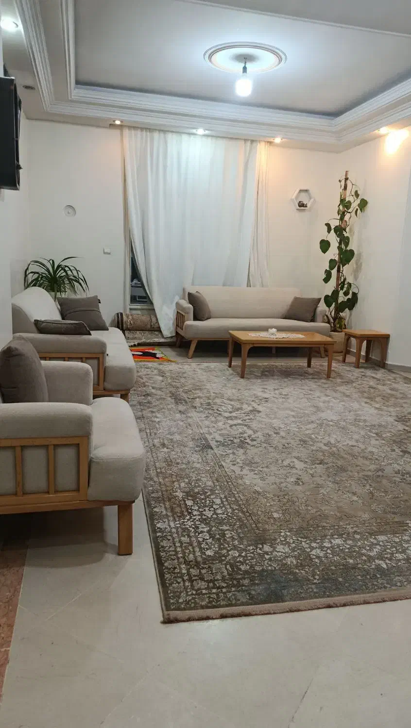 اجاره ۶۵ متر نارمک حیدرخانی خ ۴۲