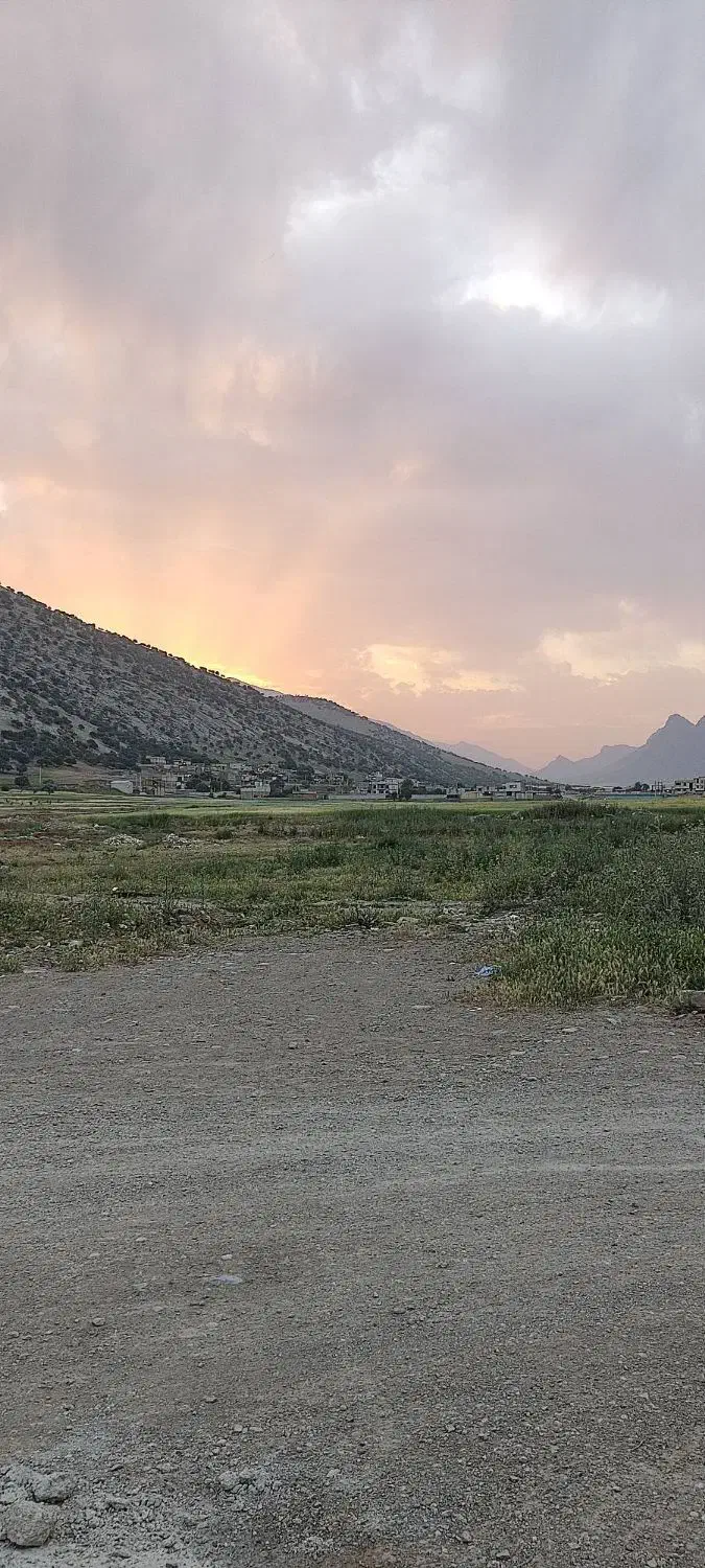زمین 200 متری