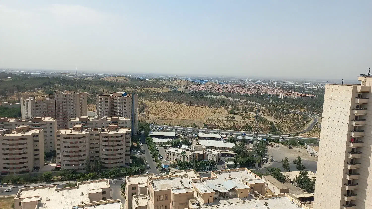مغازه هجرت