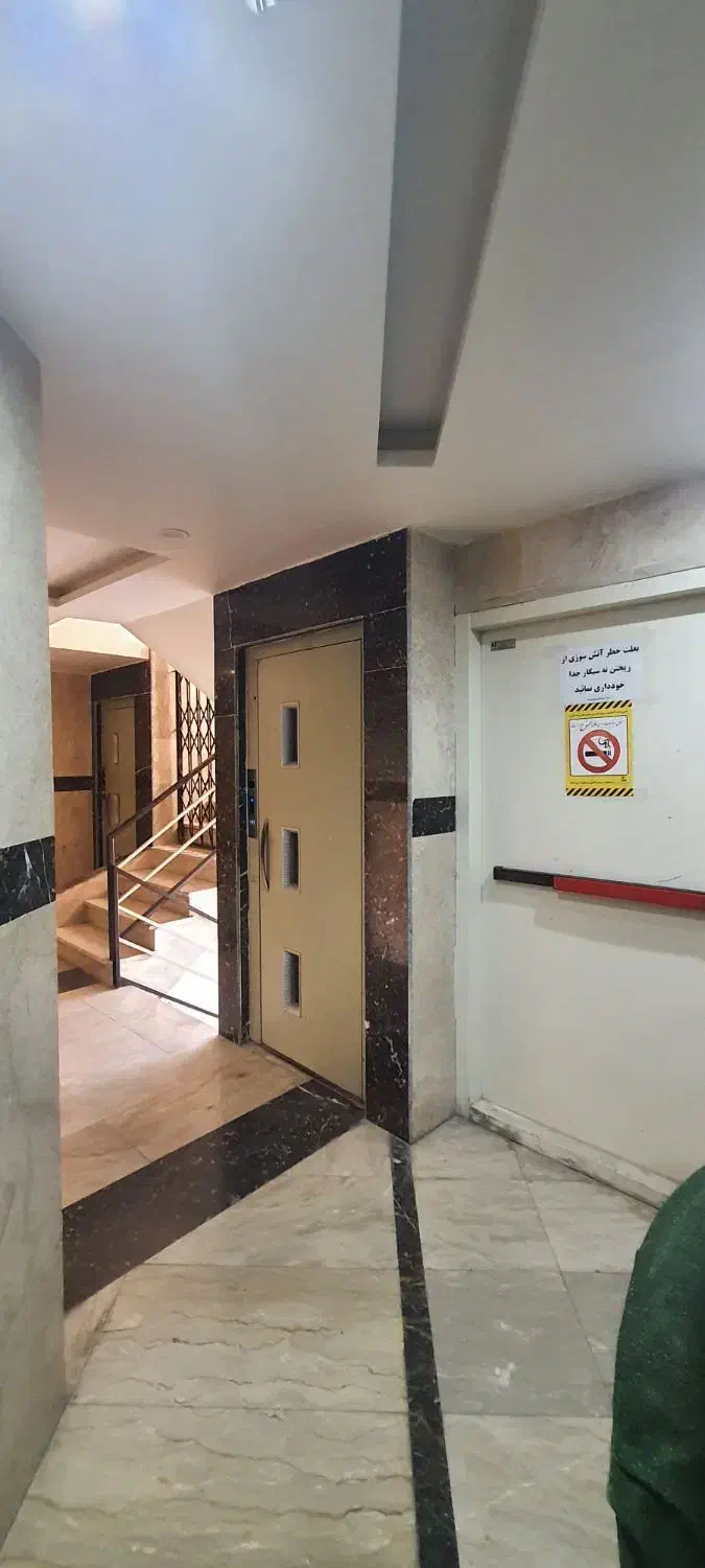 ۶۵ متر آپارتمان با موقعیت اداری