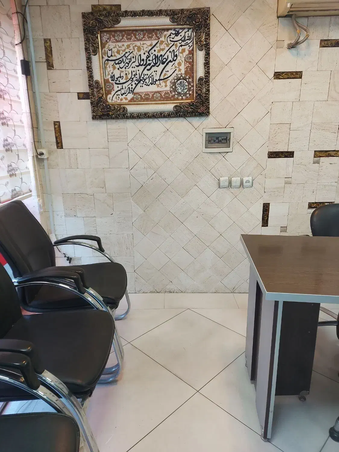 رهن خانه دربست ۲۴۰ متری محدوده شهرک گردو