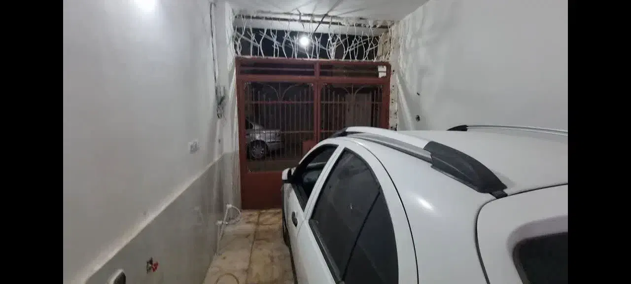 ۷۵ متری دربست