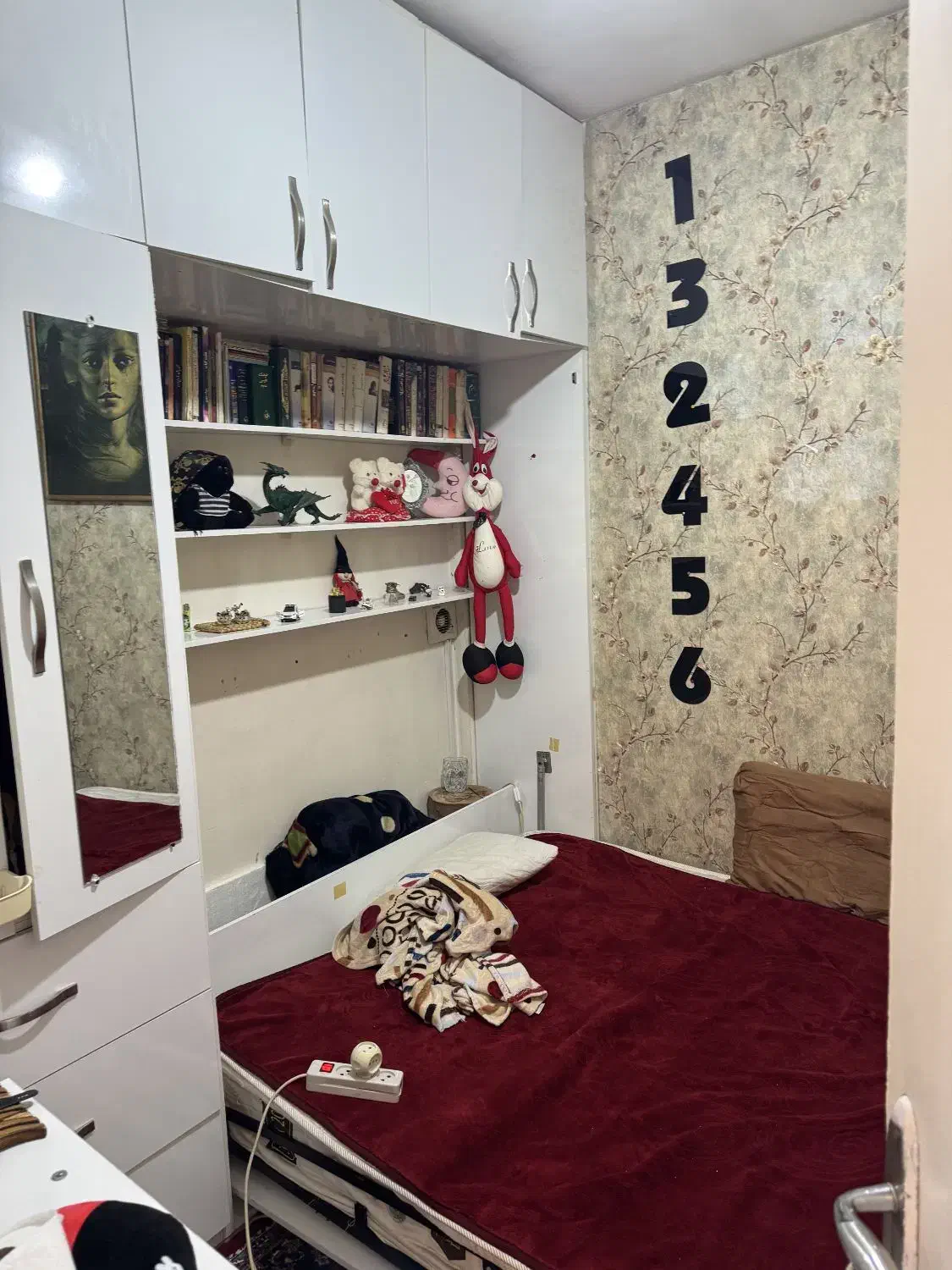 رهن واحد ۷۵متری دوخواب با پارکینگ ازاده ۳۰