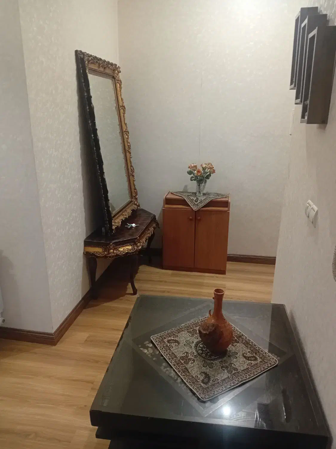 خانه ۸۱ متری