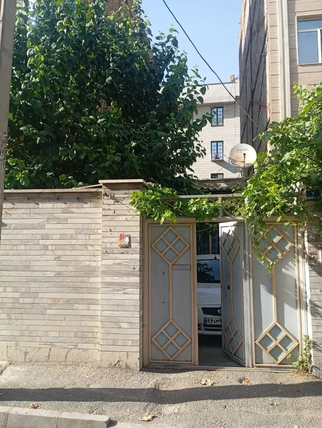 ویلایی کلنگی _ ۱۱۵ متر زمین