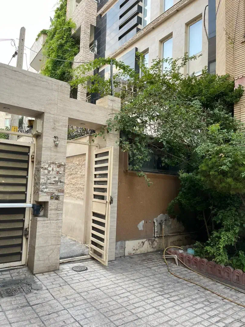 100 متر زمین دور دیوار جنوبی سنددار در رهایی