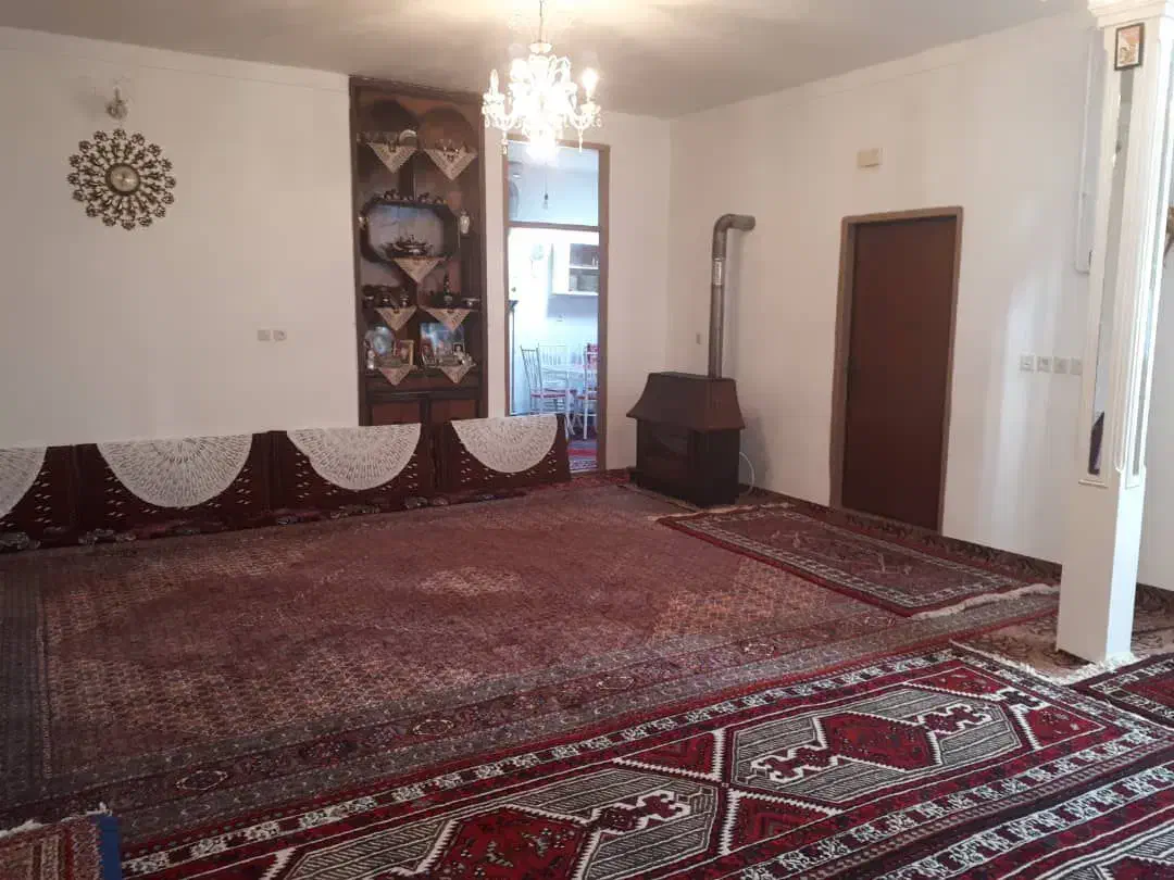 ملک تجاری-مسکونی