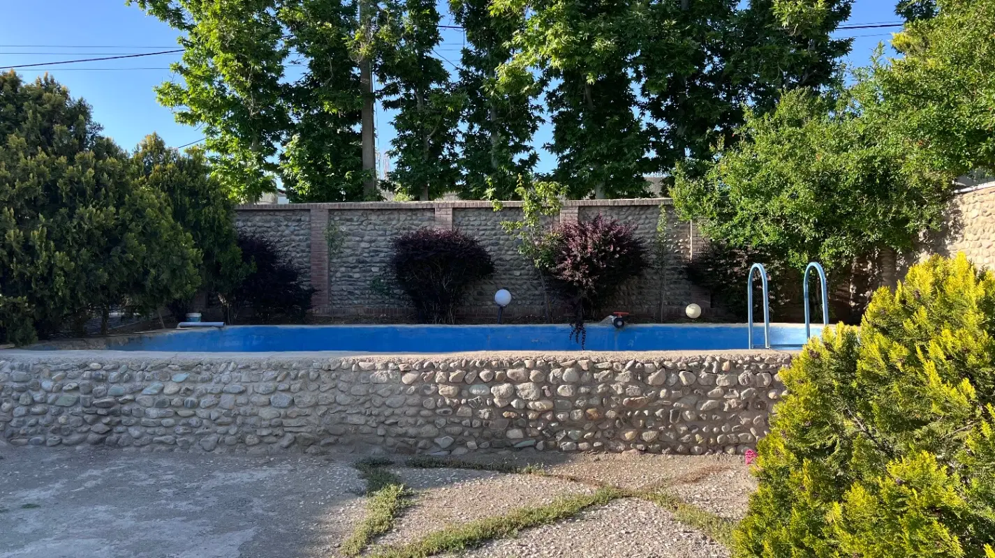 باغ ۲۰۰۰ متری و ویلای سوئیسی دوبلکس
