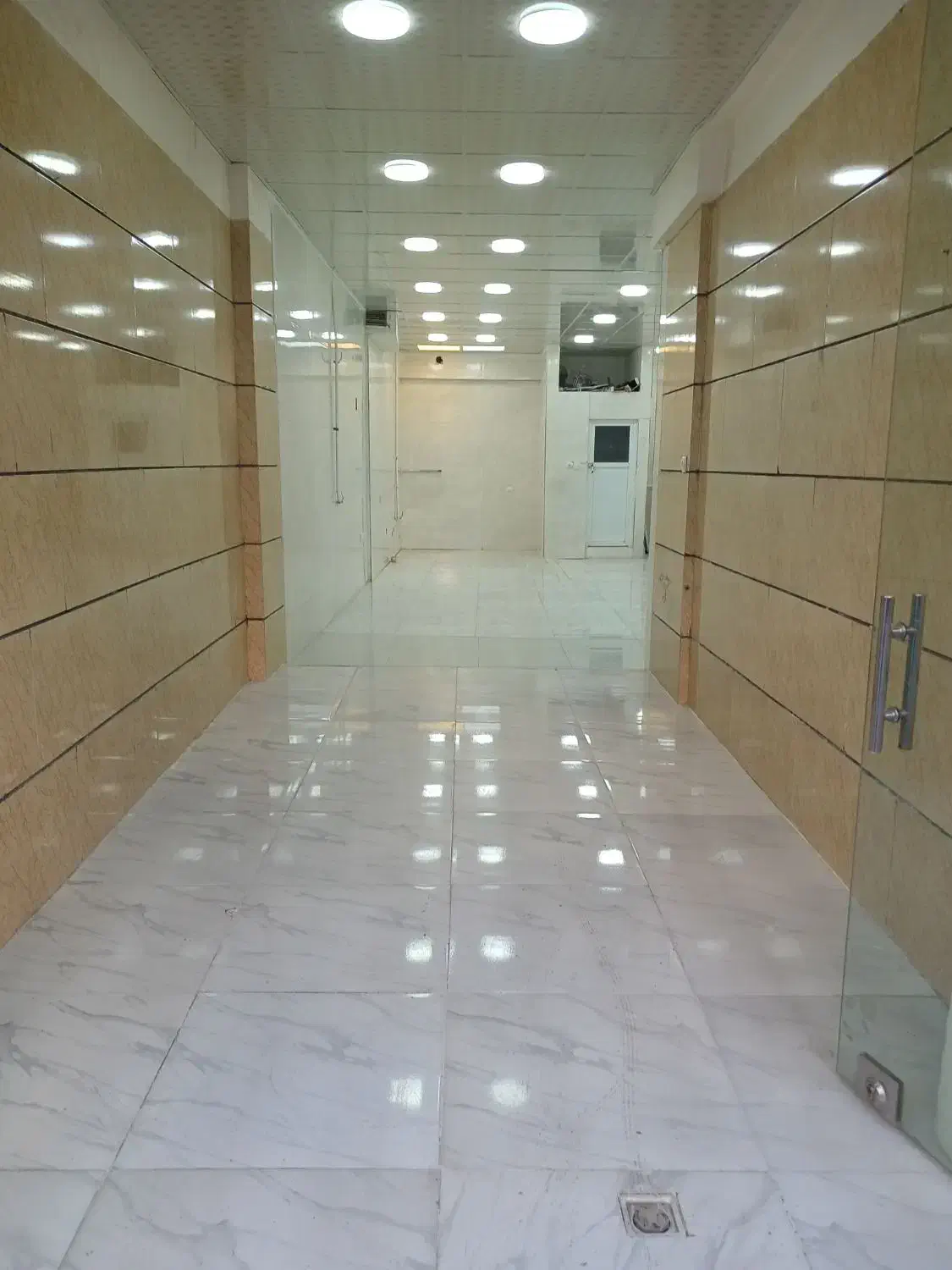 مغازه ۶۰متر