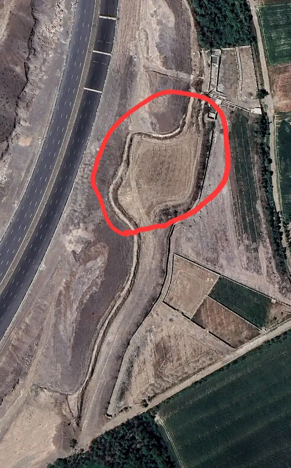 زمین کمربندی شرکت نفت خوی