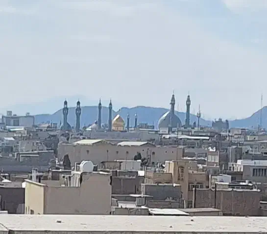 آپارتمان نزدیک و مشرف به حرم مطهر