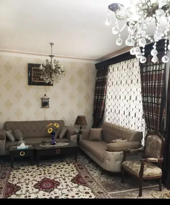 ائل گلی پشت مترو 100