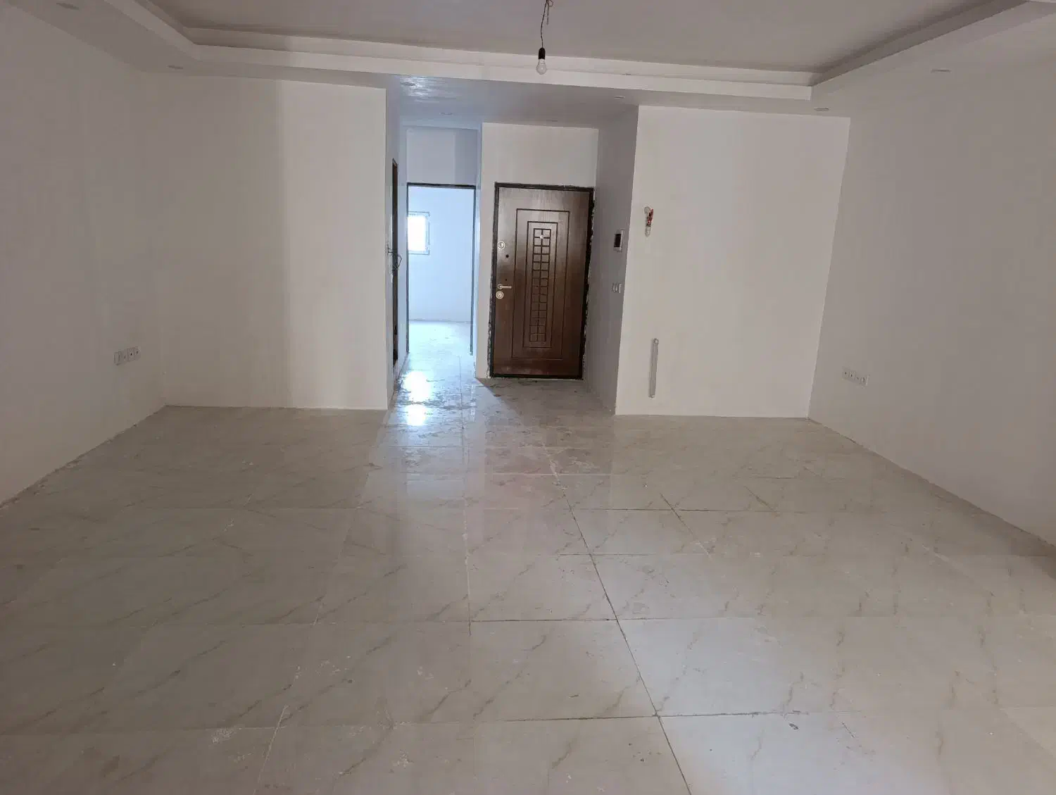 آپارتمان تک واحدی