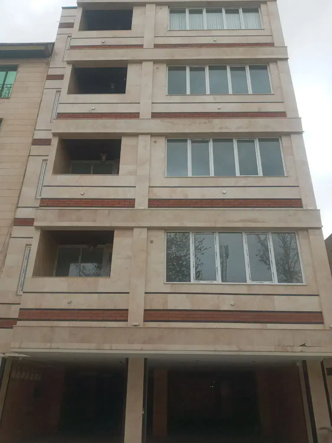 ۱۵۰متری رو به نما نوساز کلید نخورده